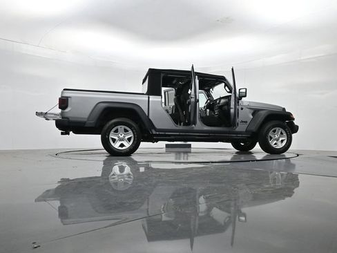 Used 2020 Jeep Gladiator Sport w/ Quick Order Package 24S AWD/4WD image 53
