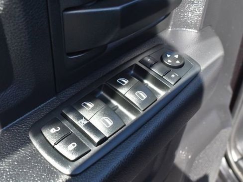Used 2015 RAM 1500 Express AWD/4WD image 17