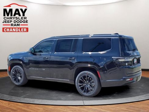 New 2026 Jeep Grand Wagoneer Summit AWD/4WD image 3