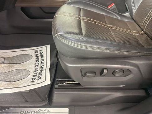 Used 2024 Chevrolet Silverado 1500 High Country image 25