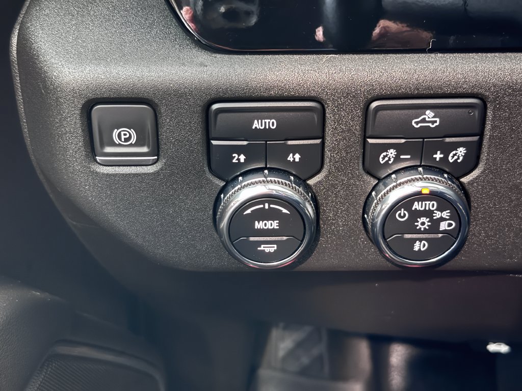 Used 2023 GMC Sierra 1500 Elevation AWD/4WD image 23