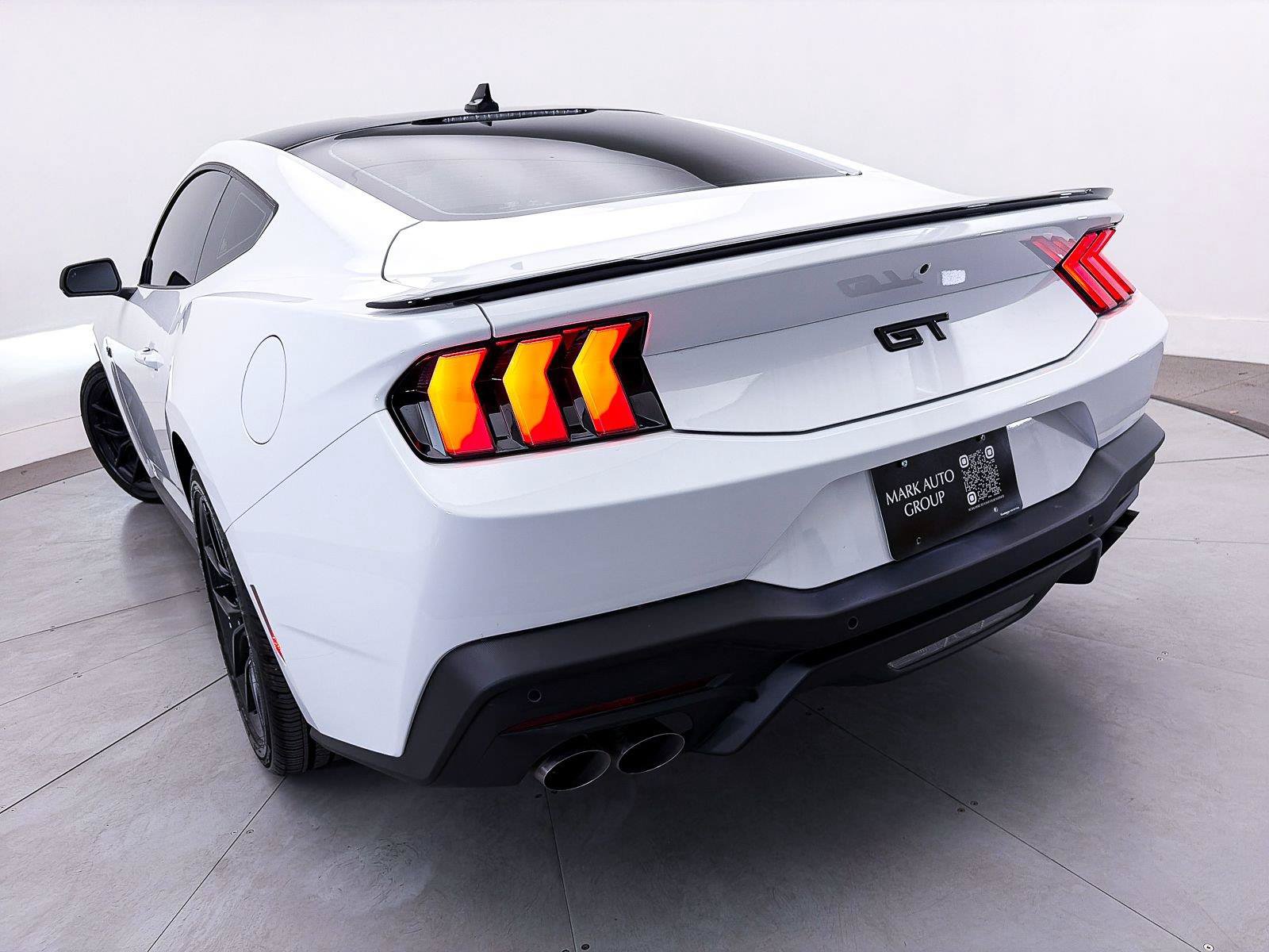 Used 2025 Ford Mustang GT Premium RWD image 11