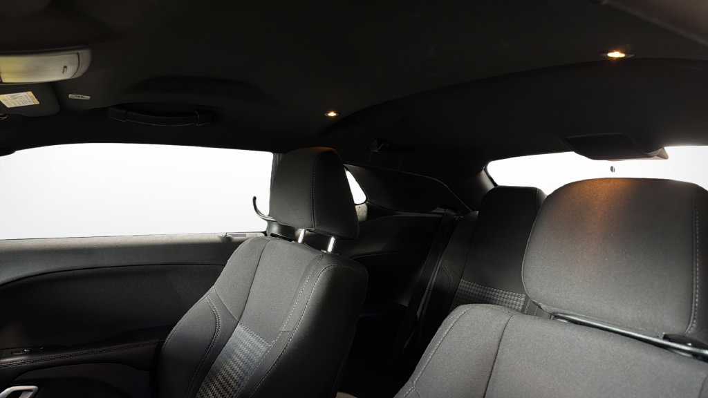 Used 2023 Dodge Challenger SXT RWD image 31
