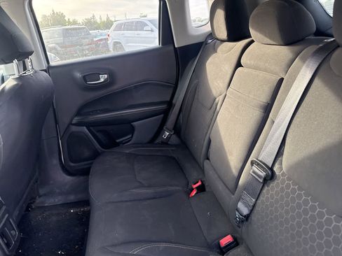 Used 2018 Jeep Compass Sport image 12