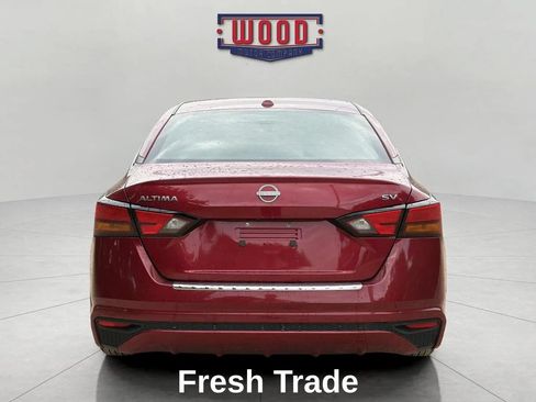 Used 2023 Nissan Altima 2.5 SV FWD image 5