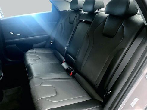 Used 2023 Hyundai Elantra Limited FWD image 21