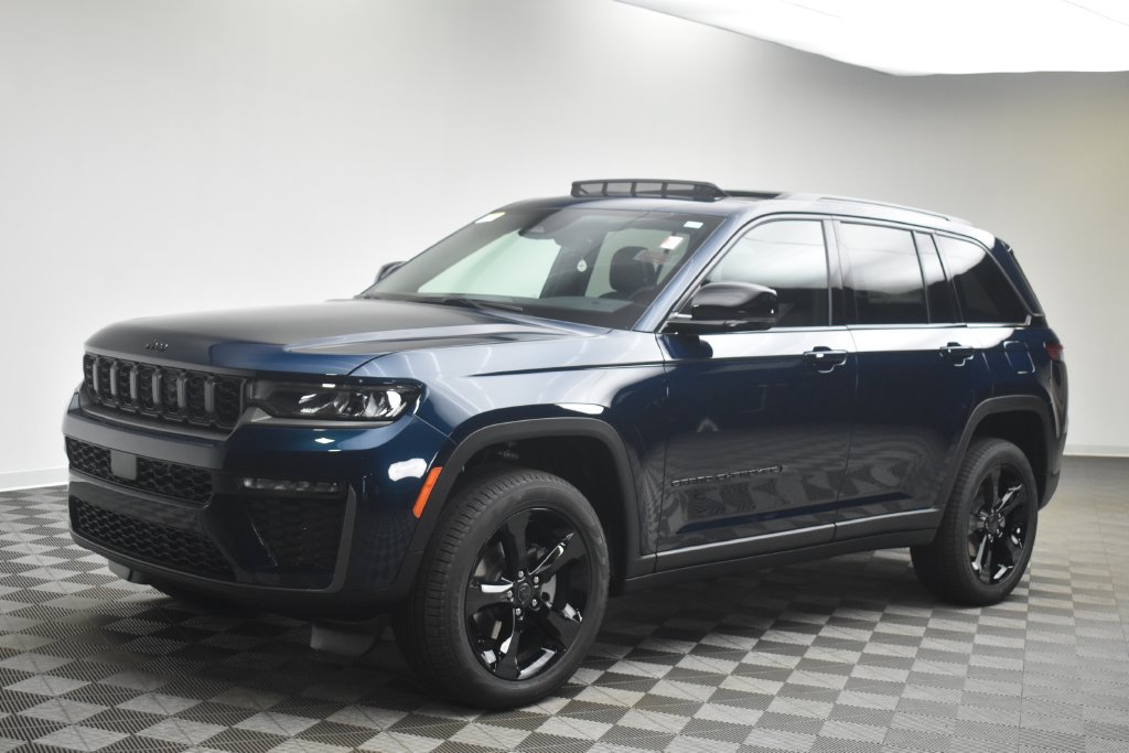 New 2027 Jeep Grand Cherokee Limited AWD/4WD image 15