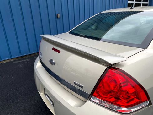 Used 2011 Chevrolet Impala LT image 25