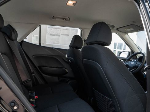 New 2026 Hyundai Venue SE FWD image 11