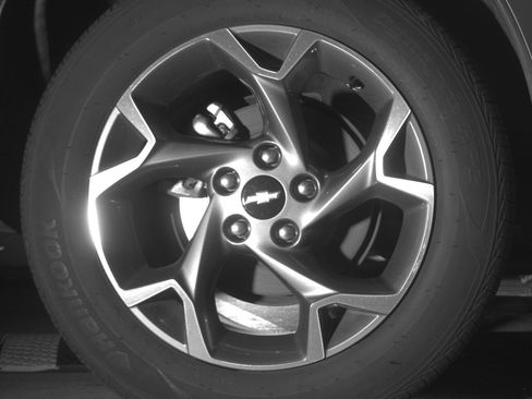 Used 2025 Chevrolet Trax LT FWD image 18