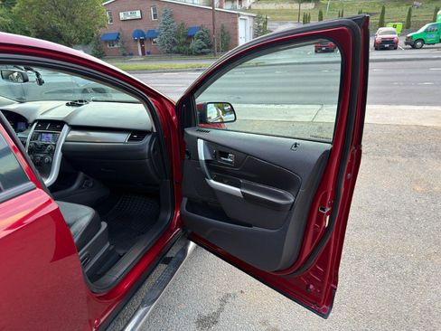 Used 2013 Ford Edge SEL AWD/4WD image 15