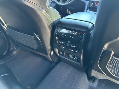 Used 2023 Jeep Grand Cherokee Overland w/ Luxury Tech Group IV image 20