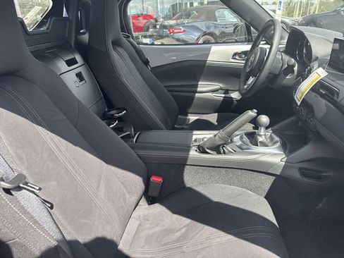 New 2026 MAZDA MX-5 Miata Club w/ Weather Package RWD image 10