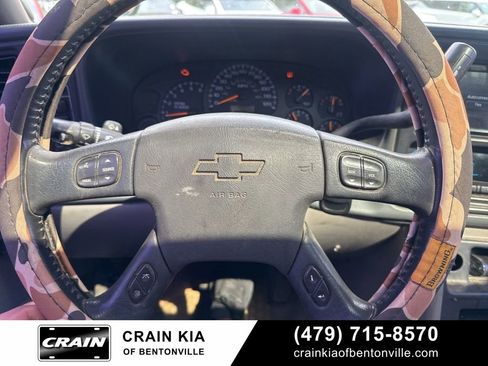 Used 2005 Chevrolet Tahoe LT w/ LT Preferred Equipment Group AWD/4WD image 22