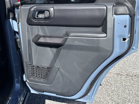 New 2025 Ford Bronco Badlands image 19