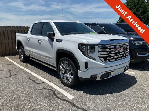 Used 2024 GMC Sierra 1500 Denali AWD/4WD image 1
