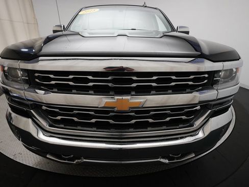 Used 2018 Chevrolet Silverado 1500 LTZ w/ Sport Package AWD/4WD image 21