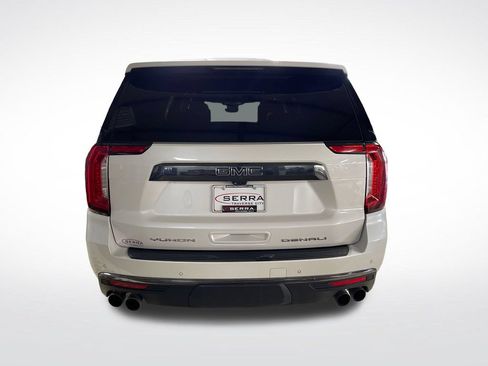 Used 2023 GMC Yukon XL Denali Ultimate AWD/4WD image 5