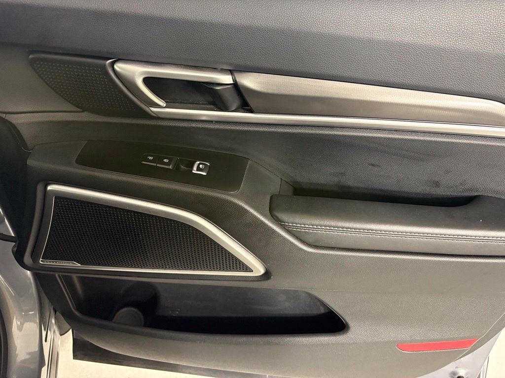 Used 2025 Kia Telluride S FWD image 12
