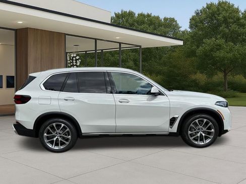 New 2026 BMW X5 sDrive40i w/ Premium Package RWD image 7