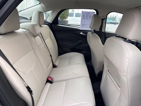 Used 2016 Ford Focus Titanium w/ Titanium Cold Weather Package FWD image 24