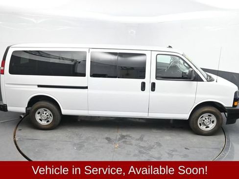 Used 2024 Chevrolet Express 3500 LS RWD image 32