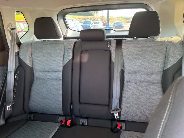 Certified 2023 Nissan Rogue SV AWD/4WD image 13