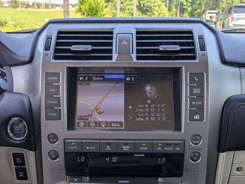 Used 2020 Lexus GX 460 Premium w/ Premium Package AWD/4WD image 18