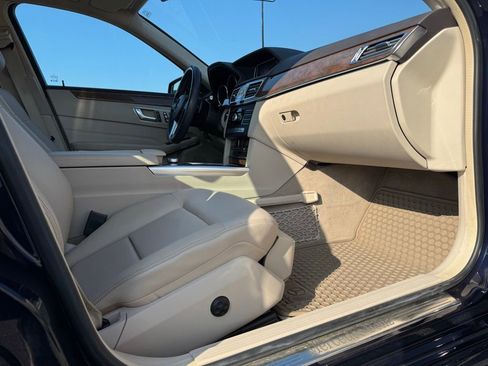 Used 2014 Mercedes-Benz E 350 4MATIC Sedan image 23