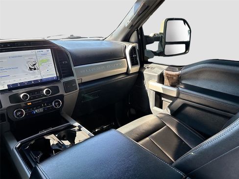 Used 2022 Ford F250 Lariat w/ Lariat Value Package image 25