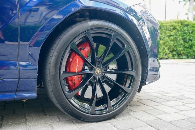 Used 2022 Lamborghini Urus AWD/4WD image 50