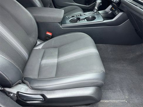 Used 2023 Honda Civic Sport image 46