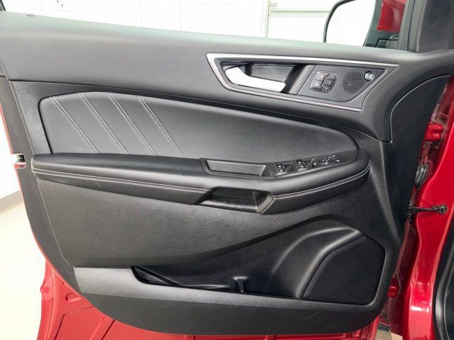 Used 2023 Ford Edge ST w/ Equipment Group 401A AWD/4WD image 10