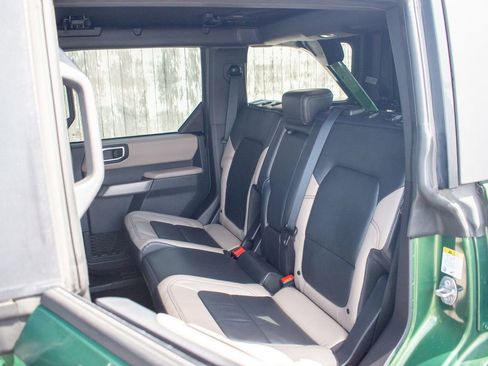 Used 2023 Ford Bronco Wildtrak AWD/4WD image 36