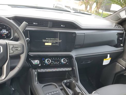 New 2026 GMC Sierra 2500 AT4X w/ AT4X AEV Edition AWD/4WD image 20