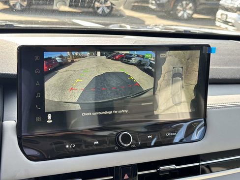 New 2025 Mitsubishi Outlander SE image 31