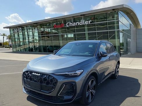 New 2025 Audi SQ5 Premium Plus image 1