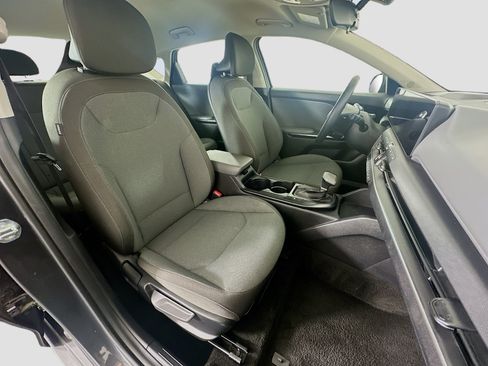 Used 2025 Kia K4 FWD image 30
