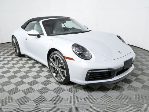 Used 2024 Porsche 911 Carrera 4S image 23