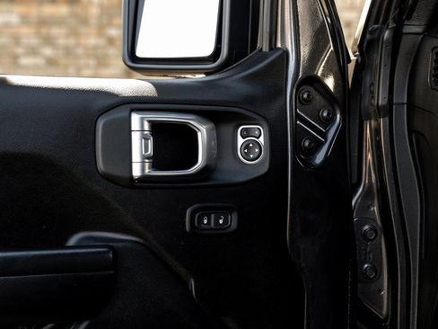 Used 2021 Jeep Wrangler Unlimited Willys image 54