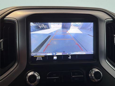 Used 2019 GMC Sierra 1500 SLT w/ X31 Off-Road Package AWD/4WD image 14