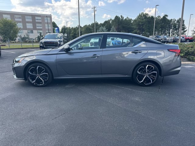 Used 2024 Nissan Altima 2.5 SR FWD image 5