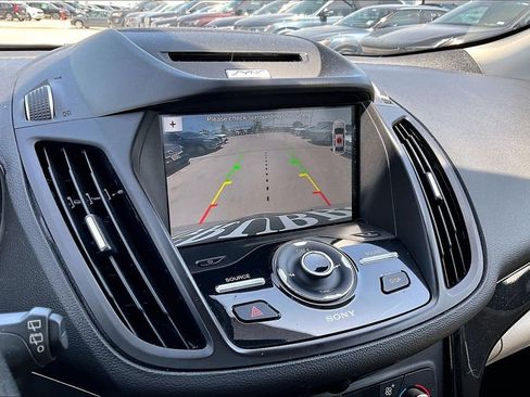 Used 2017 Ford Escape Titanium FWD image 26