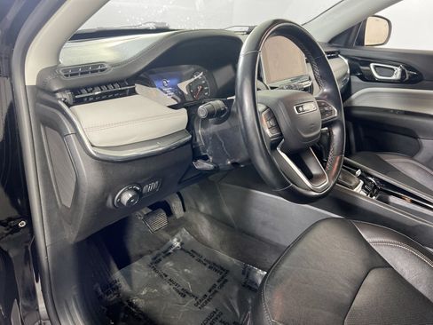 Used 2022 Jeep Compass Limited AWD/4WD image 9