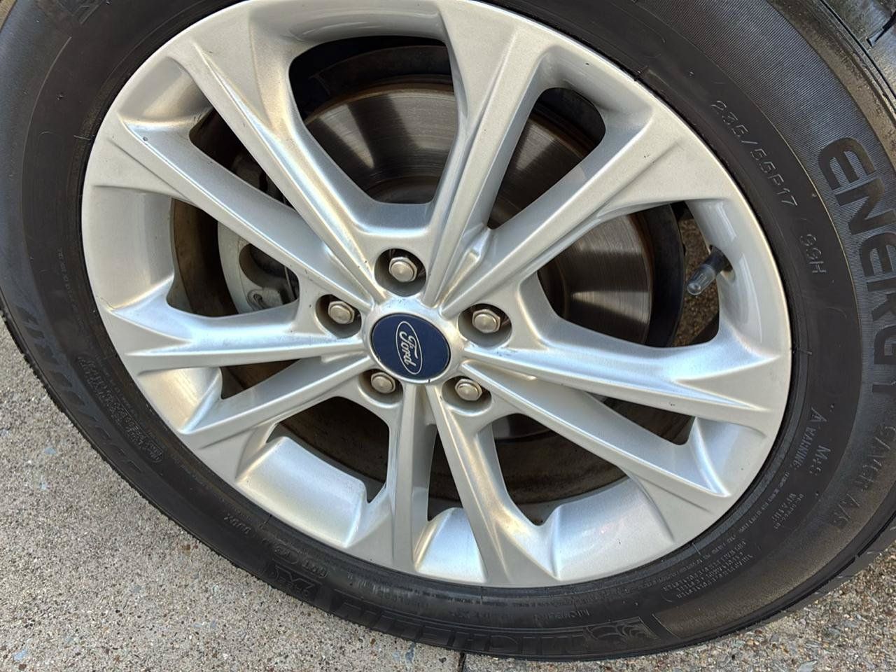 Used 2018 Ford Escape SE w/ SE Sync 3 Package FWD image 10