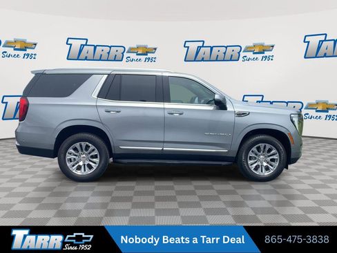 Used 2025 GMC Yukon Denali AWD/4WD image 9