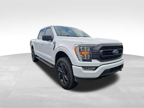Used 2022 Ford F150 XLT w/ Equipment Group 302A High AWD/4WD image 8