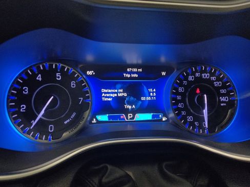 Used 2015 Chrysler 200 C w/ Navigation & Sound Group I image 23