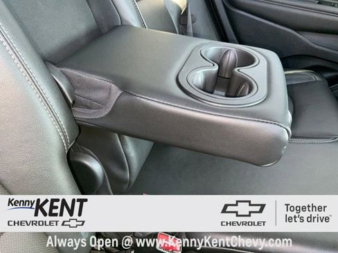 Used 2023 GMC Terrain SLT w/ LPO, Floor Liner Package image 13