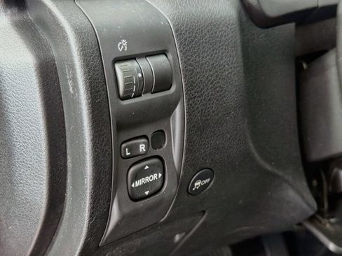 Used 2010 Subaru Forester 2.5X Premium AWD/4WD image 35